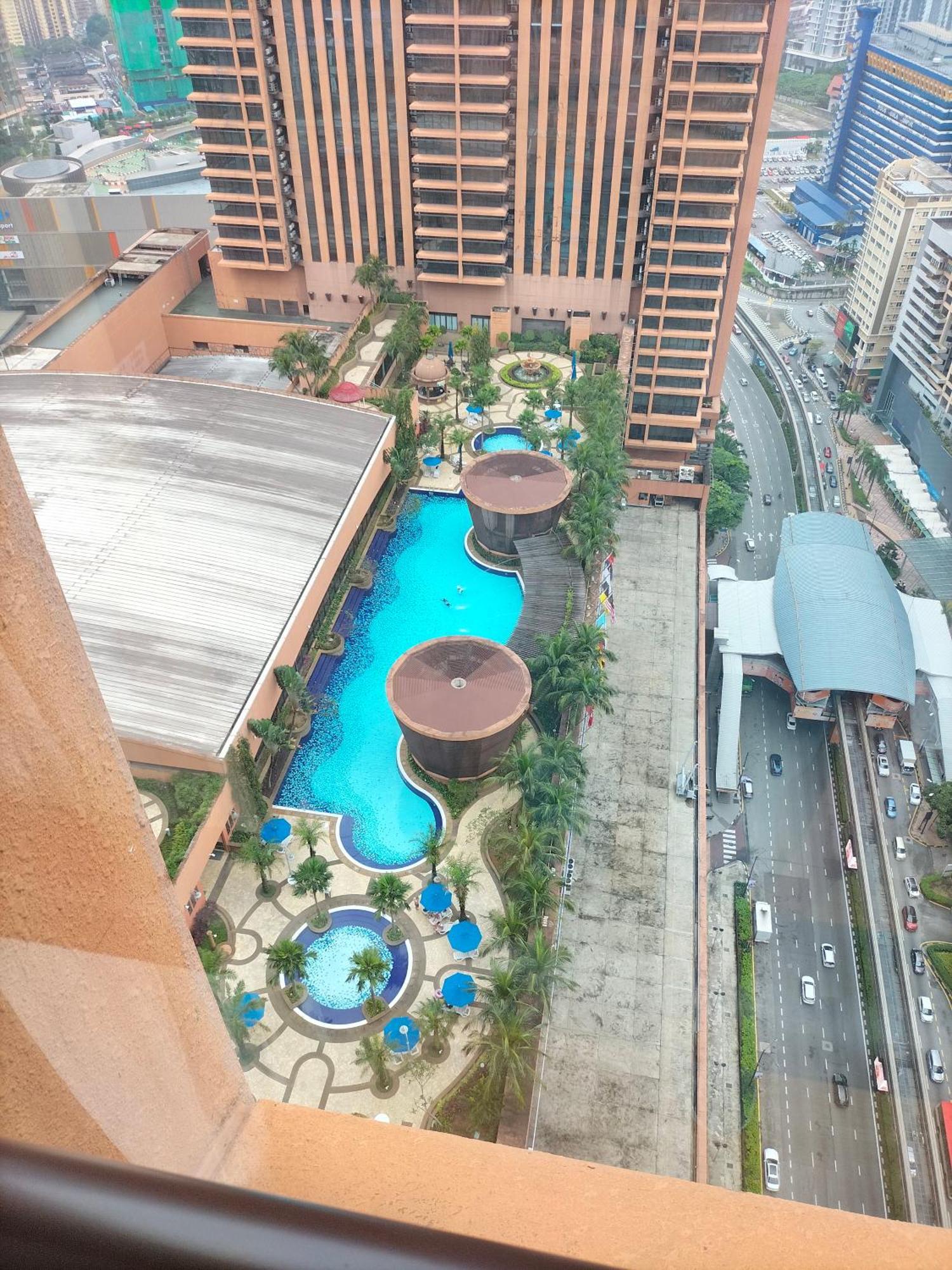 Holiday At Times Square Kl Куала-Лумпур Экстерьер фото